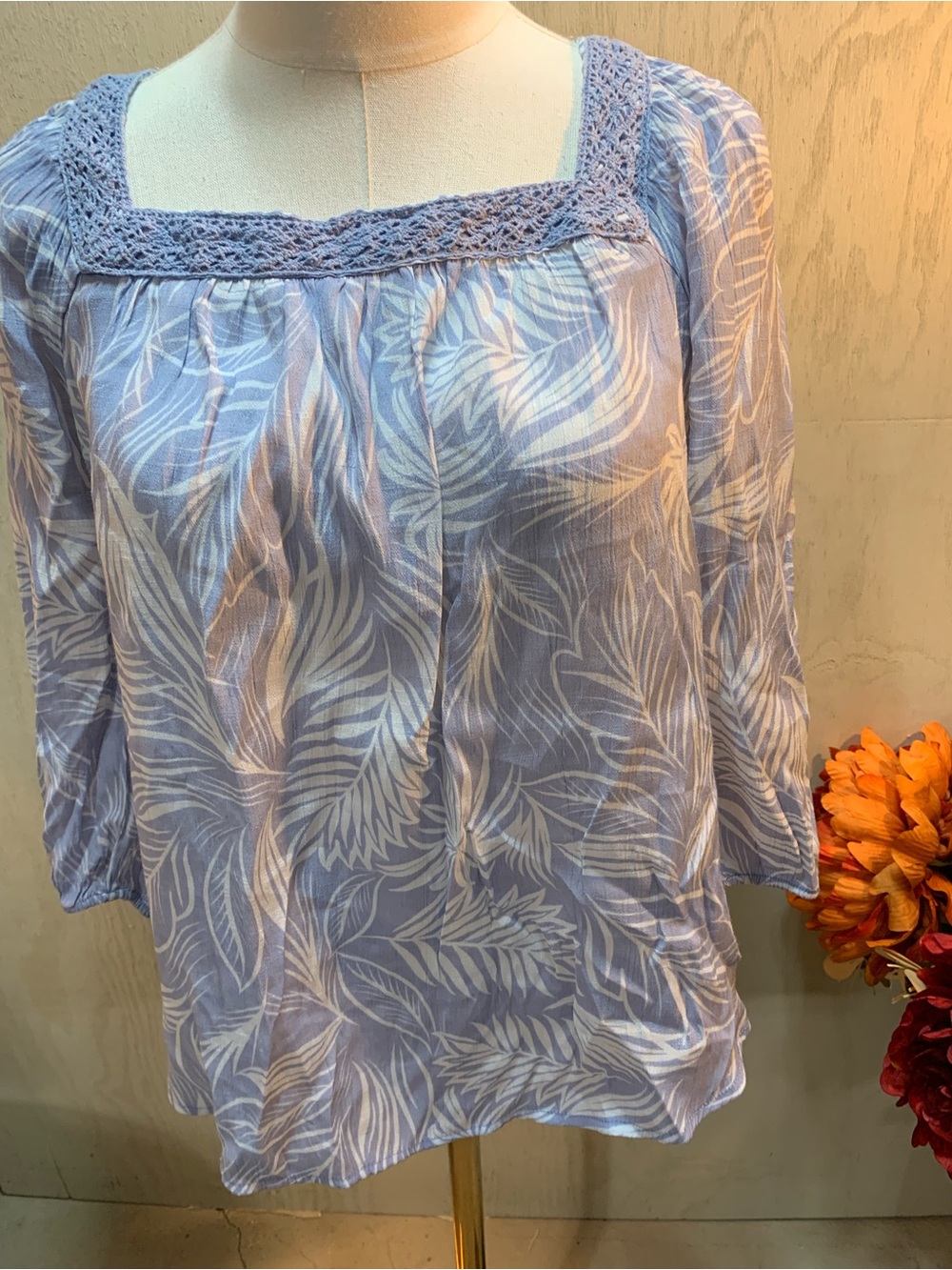 Crocheted Square-Neck Light Blue Leaf-Print Women's Blouse